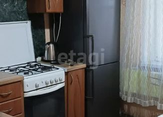 Трехкомнатная квартира в аренду, 64 м2, Кириши, улица Декабристов Бестужевых, 27