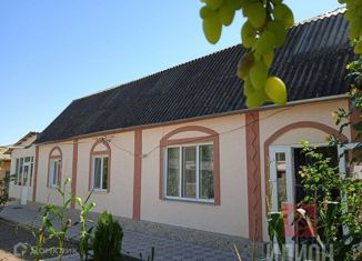 Продажа дома, 200 м2, село Дачное, Яблоневая улица, 43А