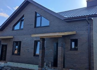 Продам таунхаус, 100 м2, деревня Алешково, 12-й Лучистый проезд