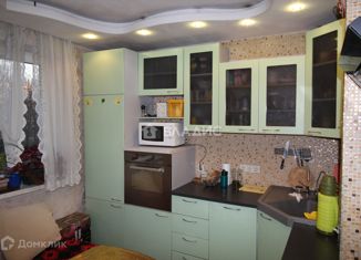 Продам трехкомнатную квартиру, 80 м2, Москва, проезд Карамзина, 9к1, проезд Карамзина