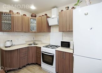 Продаю 2-комнатную квартиру, 47 м2, Омск, 2-я Кольцевая улица, 3