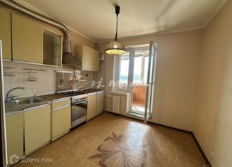 Продается 2-комнатная квартира, 53.3 м2, Симферополь, Балаклавская улица, 115, Центральный район