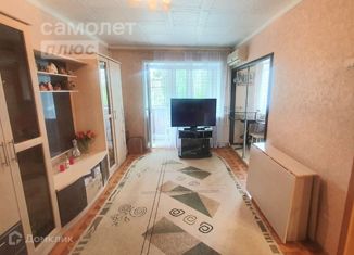 Продается 3-комнатная квартира, 56.1 м2, Астраханская область, улица Николая Островского, 66