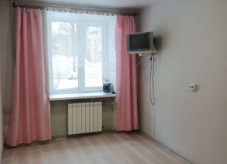 Продается двухкомнатная квартира, 44 м2, Кировская область, Коммунистическая улица, 1
