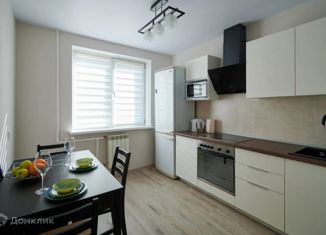 Продам двухкомнатную квартиру, 68 м2, Краснодар, микрорайон Микрохирургии глаза, улица Академика Лукьяненко, 30