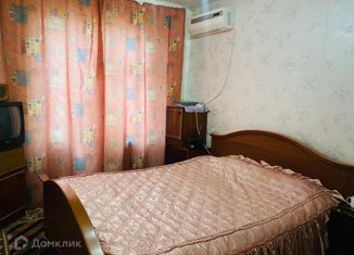 Продажа 2-комнатной квартиры, 44 м2, Волжский, улица Мира, 82