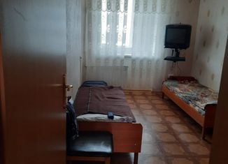 Продаю комнату, 45 м2, Евпатория, улица Короленко, 4