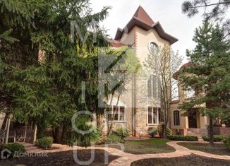 Продаю дом, 1000 м2, посёлок Барвиха