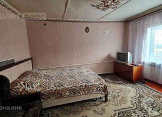 Продается четырехкомнатная квартира, 55 м2, Новочеркасск, Трудовой переулок, 5