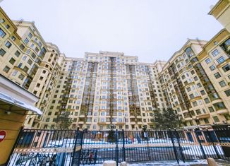 Продаю 2-ком. квартиру, 75.4 м2, Москва, ЖК Шуваловский, Мичуринский проспект, 5