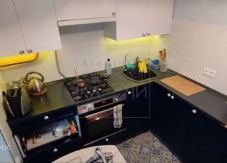 Продажа 2-ком. квартиры, 45 м2, Москва, Молодогвардейская улица, 5, метро Кунцевская