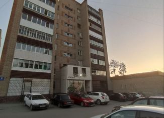 Продается 4-комнатная квартира, 74 м2, Заречный, улица Кузнецова, 9