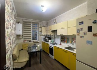 Продается двухкомнатная квартира, 63.8 м2, Крым, Камская улица, 27