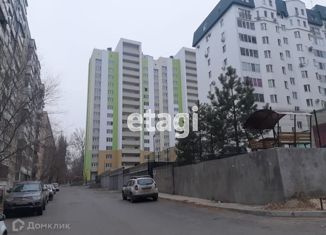 Продам 2-комнатную квартиру, 60 м2, Саратов, Наумовская улица, 11А, Кировский район