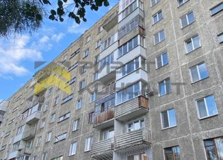 Продаю 2-комнатную квартиру, 43.4 м2, Омская область, улица Калинина, 13