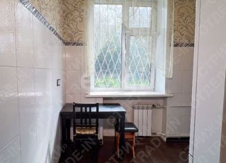 Продается 3-ком. квартира, 60.6 м2, Новосибирск, Плановая улица, 48, метро Заельцовская