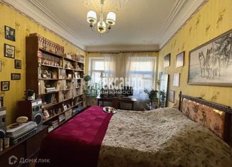 Продам комнату, 135.7 м2, Санкт-Петербург, улица Марата, 33