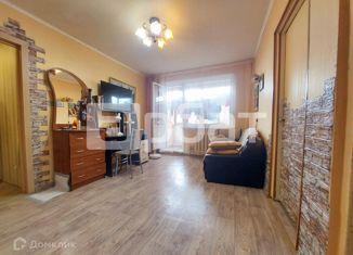 Продается 4-комнатная квартира, 60 м2, село Хромцово, село Хромцово, 1