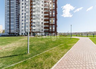 Продам 2-ком. квартиру, 49.4 м2, Ульяновск, улица Аблукова, 12, ЖК Аквамарин