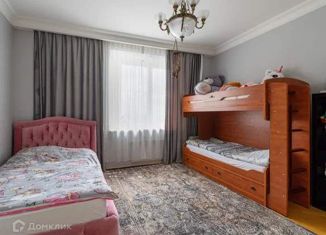 Продается четырехкомнатная квартира, 150 м2, Москва, улица Маршала Тимошенко, 17к2, ЖК Ностальгия