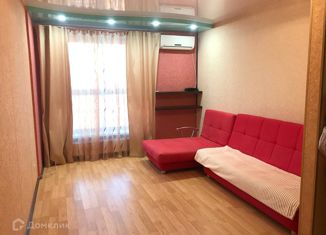 Сдам в аренду 1-ком. квартиру, 41 м2, Казань, проспект Ямашева, 103, ЖК Синяя Птица