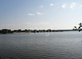 Продаю участок, 8 сот., посёлок Солнечный круг, Центральная улица