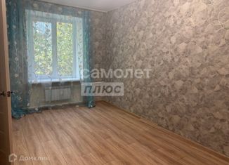 Продаю 3-ком. квартиру, 48 м2, Ставропольский край, улица Дзержинского, 213А