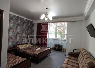 Продаю дом, 232 м2, поселок городского типа Новомихайловский, Автобазовский переулок, 18