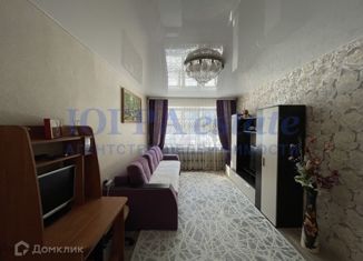 Двухкомнатная квартира на продажу, 43.6 м2, Нижневартовск, улица Чапаева, 63