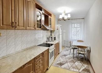 Продажа четырехкомнатной квартиры, 79.9 м2, Абакан, улица Чехова, 52