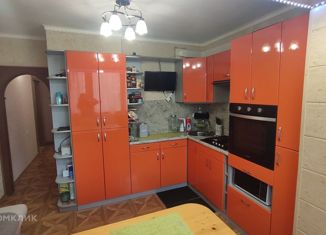 Продается двухкомнатная квартира, 60 м2, Смоленск, улица Ударников, 49, Заднепровский район