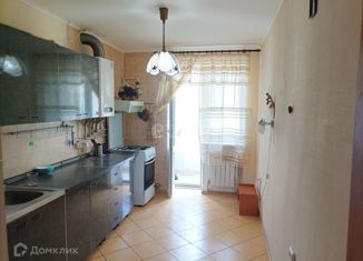 Продажа трехкомнатной квартиры, 64.1 м2, село Яркое Поле, Спортивная улица, 19