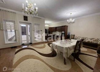 Продаю дом, 180 м2, Грозный, улица Магомеда Хусейновича Митаева, 84