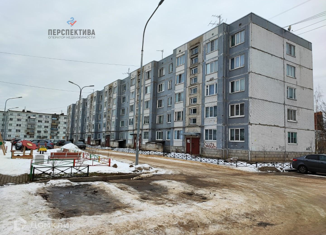 Сдаю в аренду 2-ком. квартиру, 52 м2, Тосно, улица Максима Горького, 13