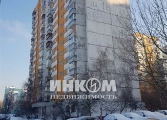 Продается 3-комнатная квартира, 76 м2, Москва, улица Генерала Белобородова, 12, улица Генерала Белобородова