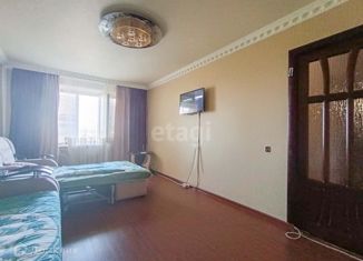 Продам четырехкомнатную квартиру, 97.2 м2, Нальчик, улица Мусова, 18, район Александровка