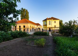 Продаю дом, 150 м2, поселок городского типа Красные Баррикады, улица Ленина, 112