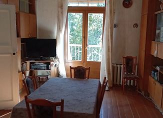 Продаю трехкомнатную квартиру, 73 м2, Нижний Новгород, улица Нестерова, 3, улица Нестерова