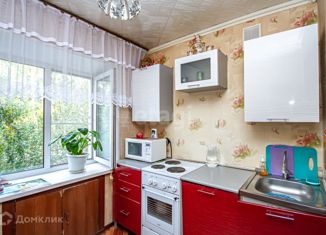 Продаю трехкомнатную квартиру, 56.1 м2, Новосибирск, улица Никитина, 13, метро Речной вокзал