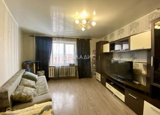 Продается 3-комнатная квартира, 88 м2, Смоленская область, улица Рыленкова, 59