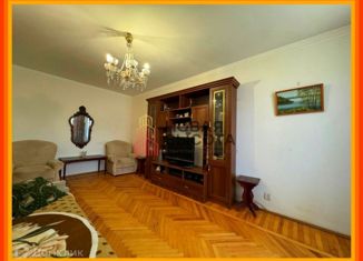 Продаю 2-комнатную квартиру, 42 м2, Таганрог, улица Свободы, 36-2