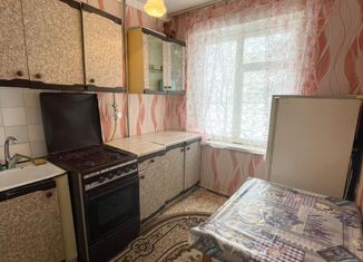 Сдам в аренду трехкомнатную квартиру, 60 м2, Железногорск, улица Димитрова, 7к1