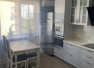 Продажа 3-комнатной квартиры, 69.6 м2, Краснодарский край, улица Генерала Шифрина, 5