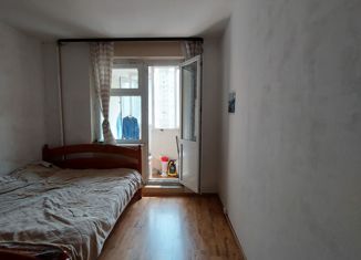 Продается 3-комнатная квартира, 78.3 м2, Москва, Лукинская улица, 14, метро Новопеределкино