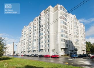 4-комнатная квартира на продажу, 135.6 м2, Санкт-Петербург, Малоохтинский проспект, 16к1