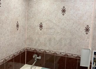 Продажа 1-ком. квартиры, 40 м2, поселок городского типа Товарково, улица Строителей, 8