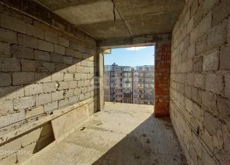 Продаю двухкомнатную квартиру, 85 м2, Каспийск, проспект Акулиничева, 3