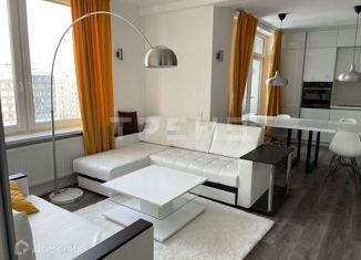 Продается трехкомнатная квартира, 90 м2, Санкт-Петербург, Кременчугская улица, 17к3, метро Площадь Александра Невского-2