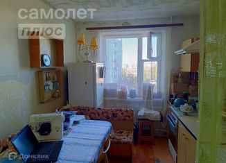 Продажа четырехкомнатной квартиры, 77.2 м2, Ставрополь, проспект Юности, 11, микрорайон №17