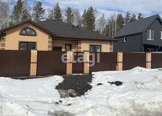 Дом на продажу, 137.5 м2, деревня Ушакова, Рябиновая улица